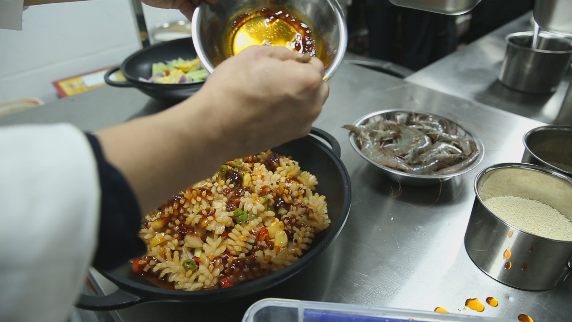 鐵鍋門香辣館價格-鐵鍋門香辣館加盟方式-鐵鍋門香辣館市場分析