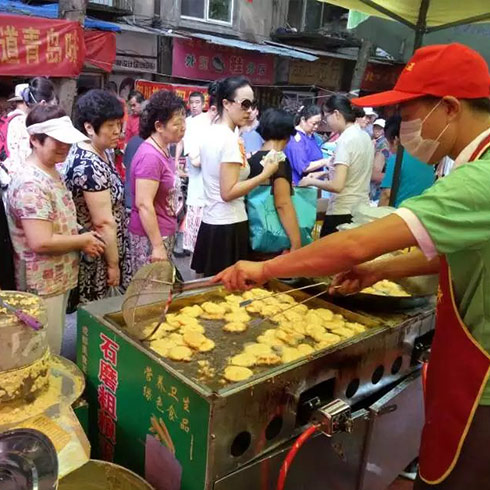 石磨玉米粗糧餅小吃車