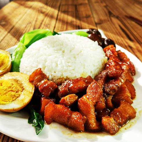 巧仙婆砂鍋燜魚(yú)飯快餐-醬香鹵肉飯